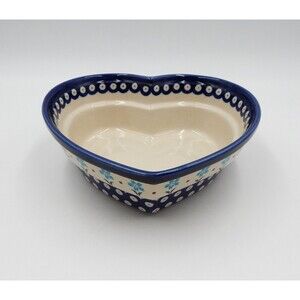 Boleslawiec Polish Pottery Blue Daisy Heart Shaped Serving Bowl Marked 8 Inch